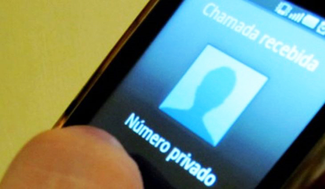 Idoso perdeu mais de R$ 119 mil após realizar transferências induzido por golpistas.