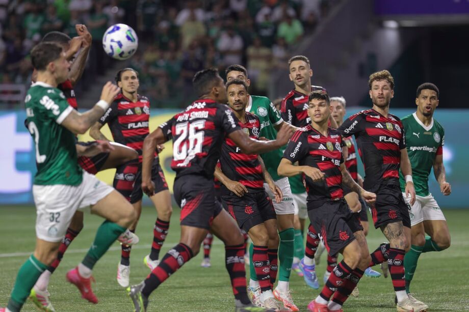 Palmeiras e Flamengo disputarão final da Libertadores com seus uniformes principais