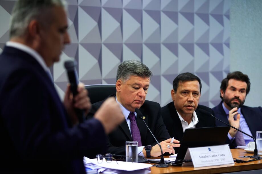Com embates entre base e oposição, CPI do INSS perde espaço para nova comissão sobre crime organizado