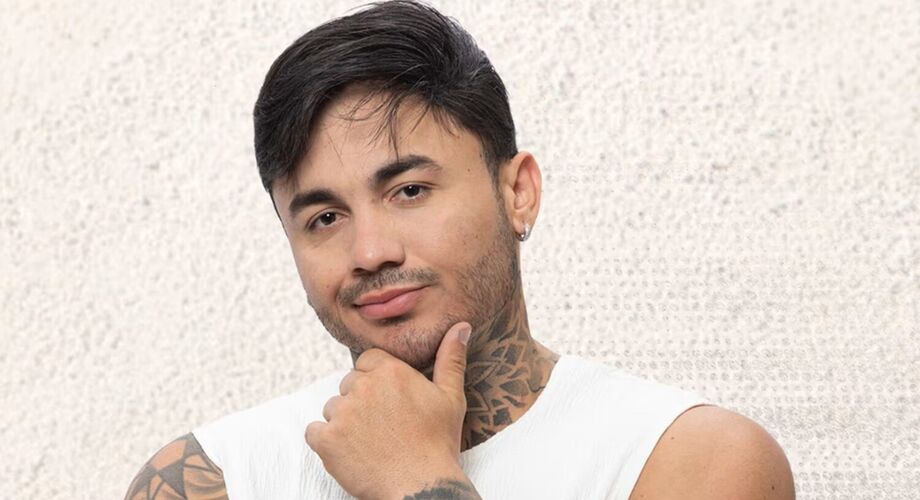 Wallas Arrais se despede de A Fazenda 17 após receber apenas 31,04% dos votos para permanecer no jogo