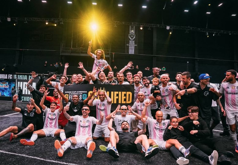 Furia celebra título da Kings League Brasil após vitória nos shootouts diante do G3X