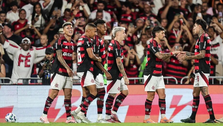Flamengo bateu o Palmeiras em Lima e se sagrou campeão da Libertadores 2025.