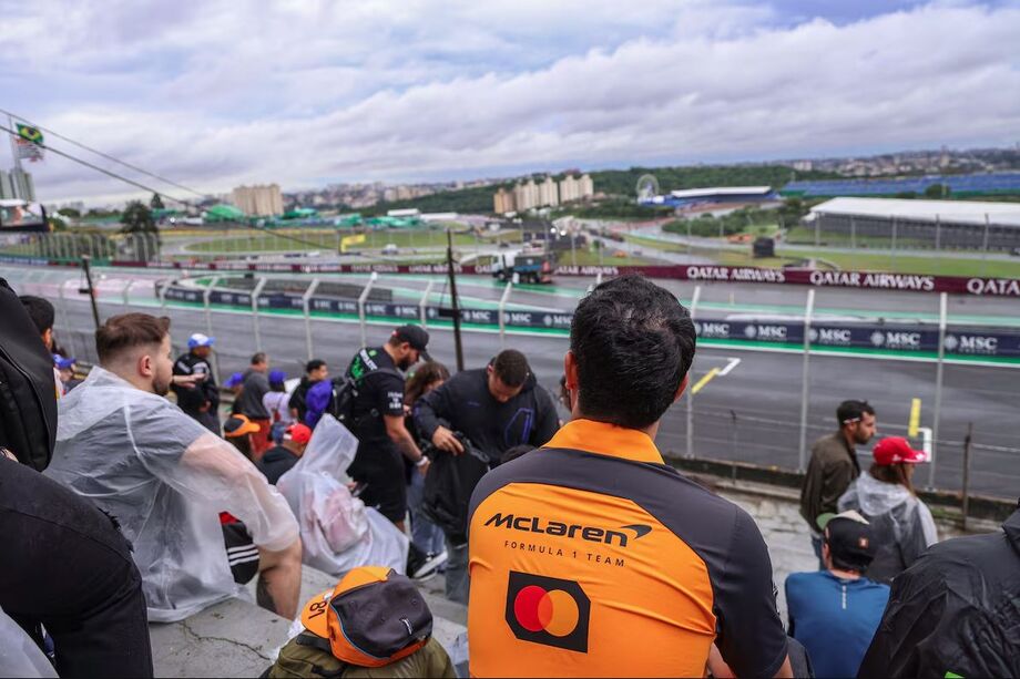 Em média, pouco mais de 100 mil pessoas estiveram em Interlagos por dia nesta edição do GP.