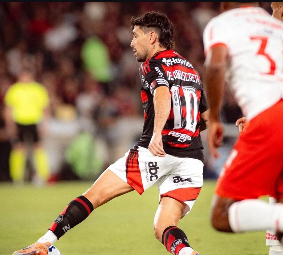 Artilheiro do Flamengo, De Arrascaeta foi eleito o craque do Brasileirão 2025