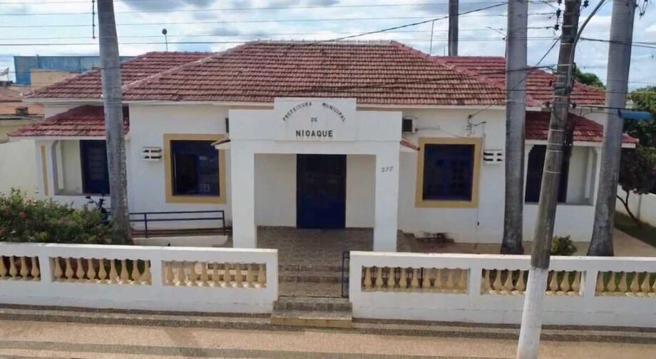 Prefeitura de Nioaque (MS) lança Refis 2025 com até 100% de desconto em juros e multas para contribuintes com débitos até dezembro de 2024.