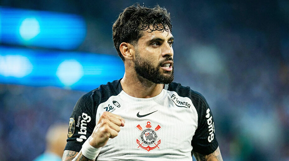 Yuri Alberto foi o protagonista da vitória por 2 a 1 sobre o Vasco, neste domingo (21)