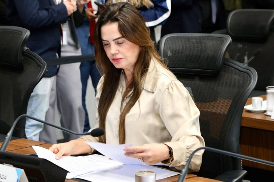 Trecho estratégico para o turismo entre os distritos de Camisão e Piraputanga sofre com desgaste do asfalto e falta de manutenção.