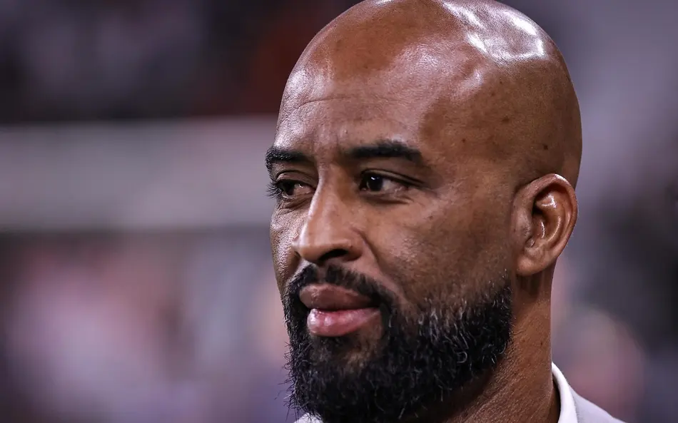 Fabinho Soldado deixa o cargo de executivo de futebol do Corinthians dois dias depois do título da Copa do Brasil, em meio à pressão política e proposta do Inter.