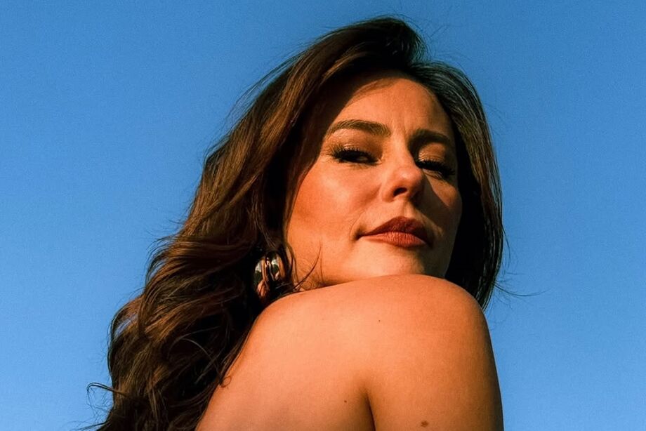 Paolla Oliveira faz primeira publicação após término e recebe elogios de fãs e famosos.