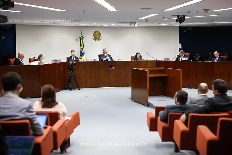 Primeira Turma do STF durante julgamento