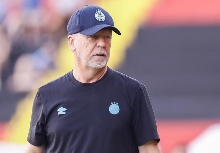 Mano Menezes anunciou que não fica no Grêmio.