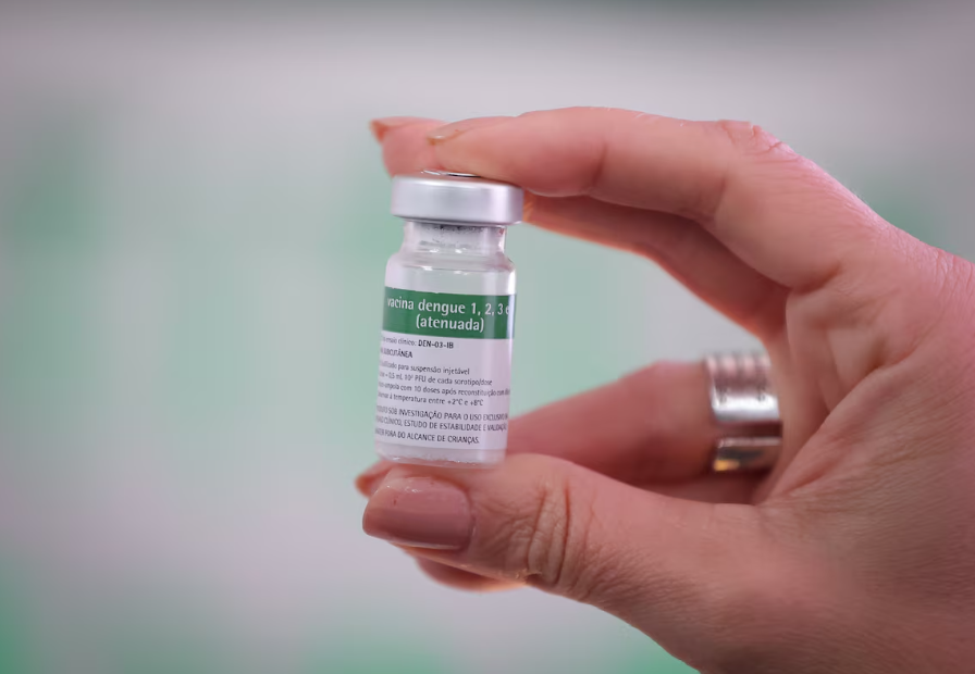 Vacina contra dengue do Butantan é a única do mundo administrada em dose única.