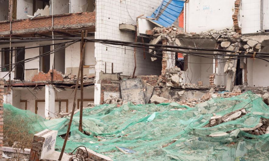 Alerta de tsunami foi emitido após terremoto de 7,6 que atingiu o norte do Japão nesta segunda-feira (8).