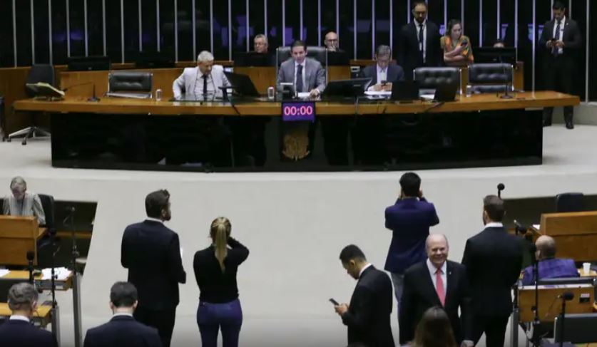 Proposta contra sonegação pode entrar na pauta da Câmara ainda esta semana, segundo o governo