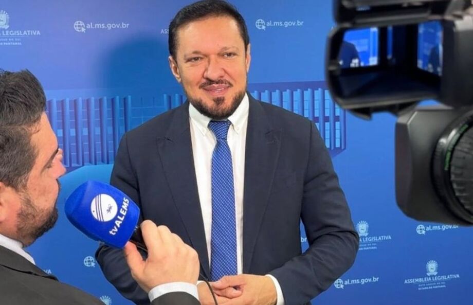 Treinamento da Manobra de Heimlich deve integrar o pré-natal para orientar gestantes e responsáveis.