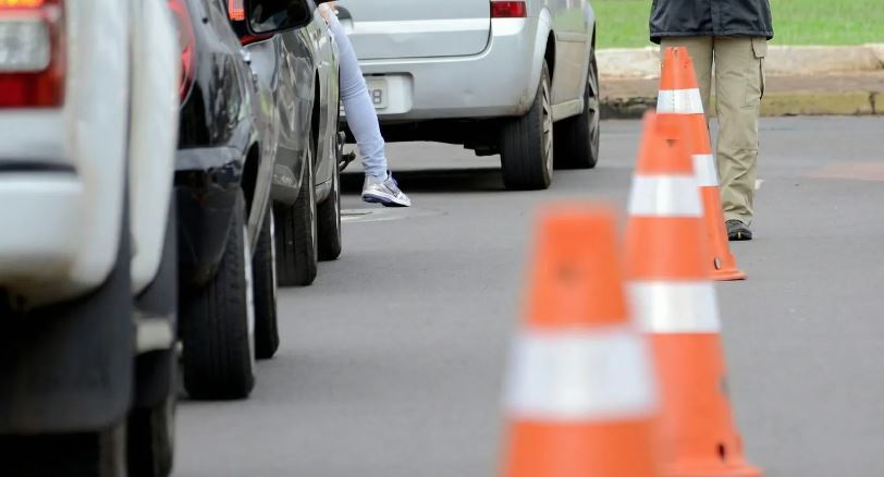 Interdições em ruas de Campo Grande buscam garantir segurança durante eventos natalinos e religiosos