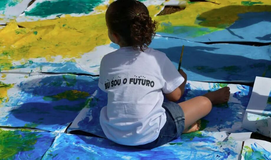 Estudo revela que sete em cada dez crianças de baixa renda seguem fora das creches no Brasil