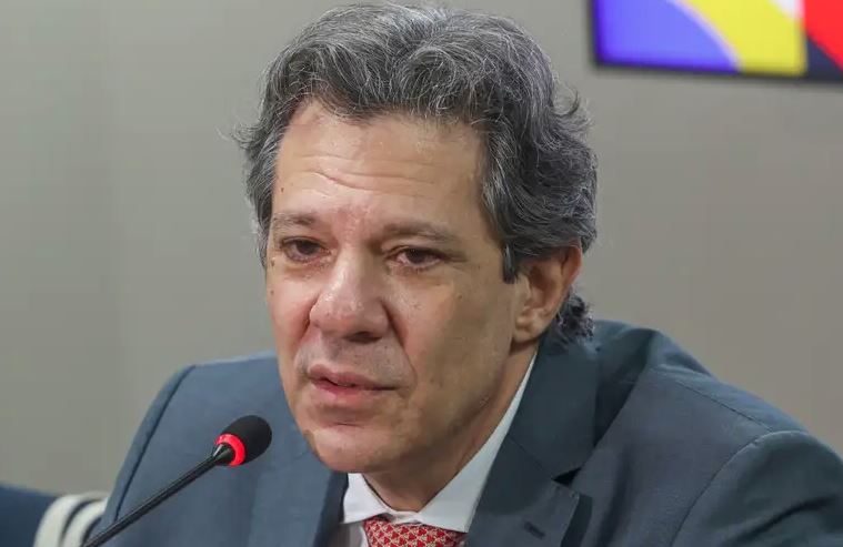 Ministro da Fazenda, Fernando Haddad, defendeu cooperação entre União, estados e municípios durante evento em São Paulo.