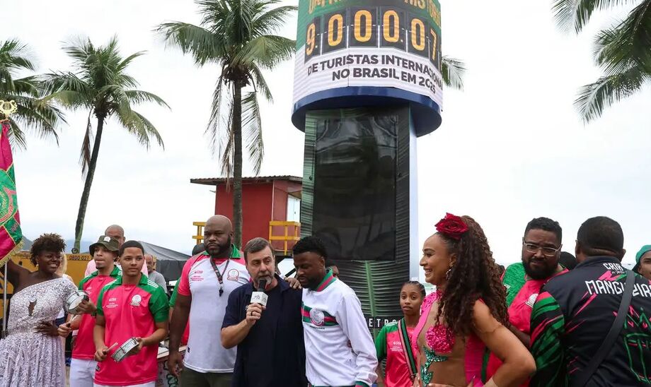 Brasil alcançou a marca histórica de 9 milhões de turistas estrangeiros em 2025, com celebração no Rio.