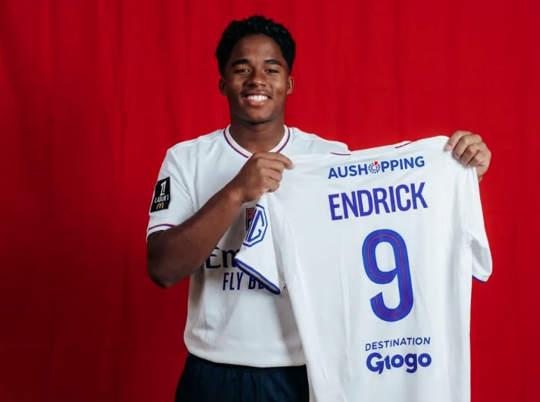 Endrick chega ao Lyon por empréstimo do Real Madrid em busca de mais minutos e protagonismo