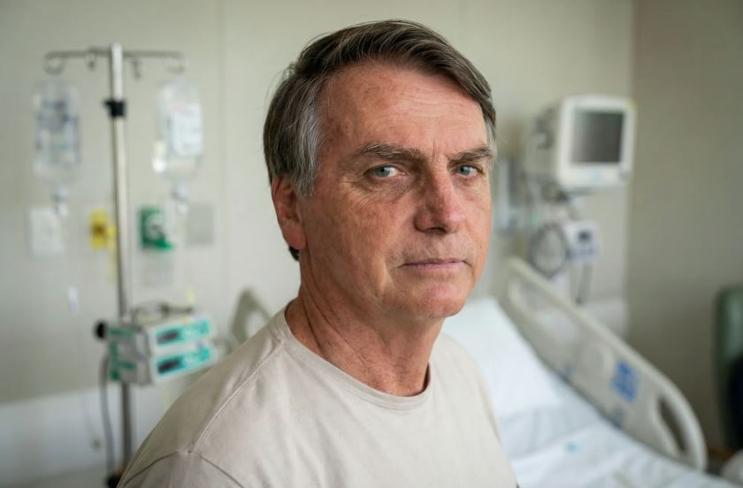 Jair Bolsonaro está internado no Hospital DF Star, em Brasília, onde passa por acompanhamento médico após cirurgia e novos procedimentos.
