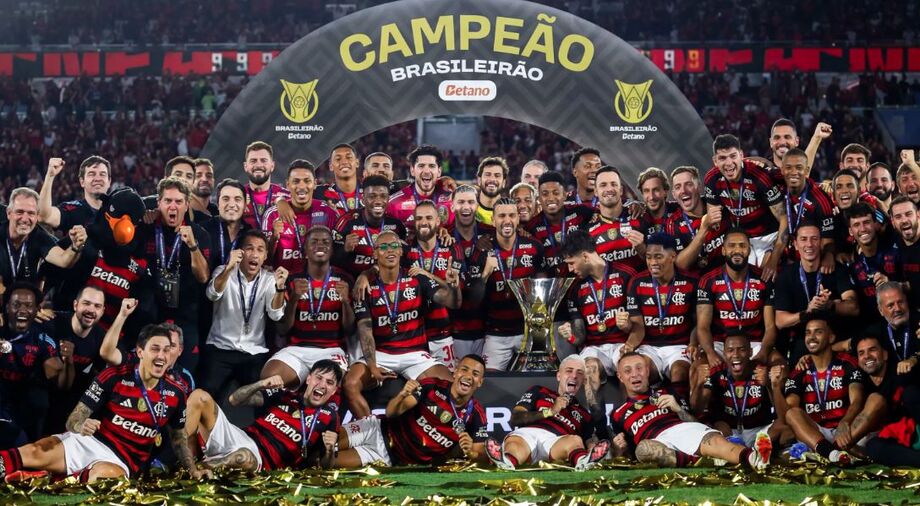 Flamengo lidera ranking da IFFHS após temporada vitoriosa no futebol sul-americano.