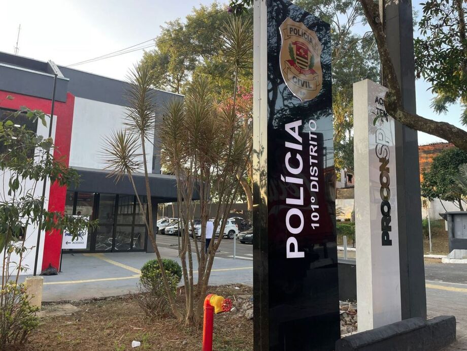 Fachada do 101º DP, no Jardim das Imbuias.