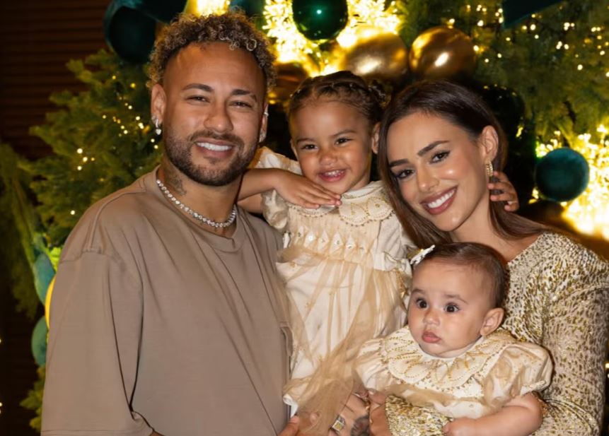 Neymar e Bruna Biancardi compartilharam detalhes da comemoração.