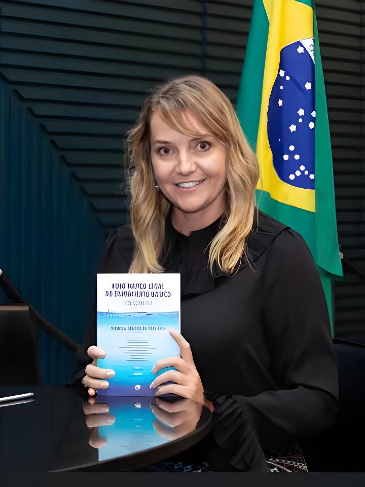 Polícia Federal cumpriu mandado de busca em gabinete usado por Mariângela Fialek na Câmara dos Deputados