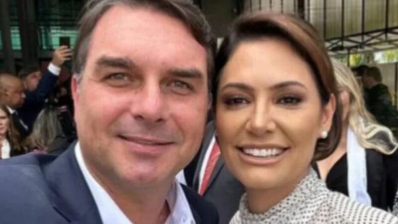 Flavio Bolsonaro e Michelle Bolsonaro.
