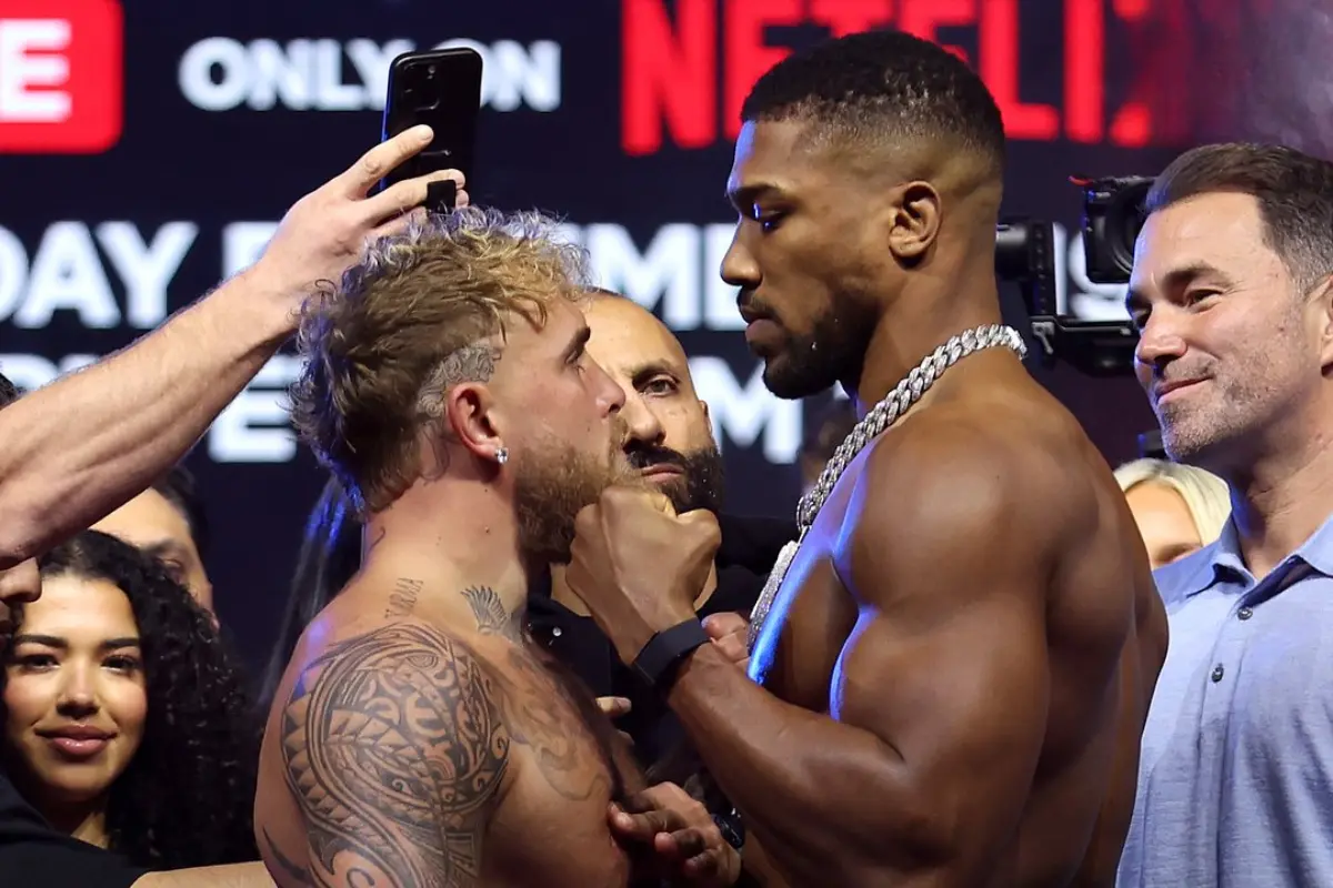 Jake Paul foi derrotado por Anthony Joshua.