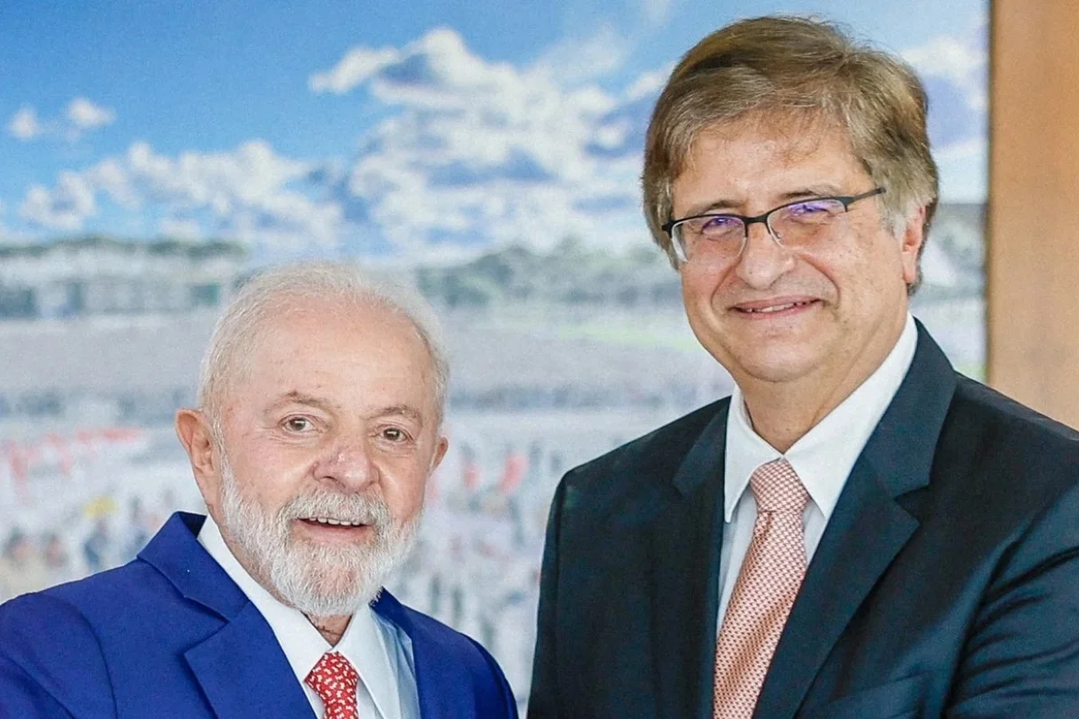 Presidente Lula assinou a recondução de Paulo Gonet para mais um mandato à frente da Procuradoria-Geral da República.