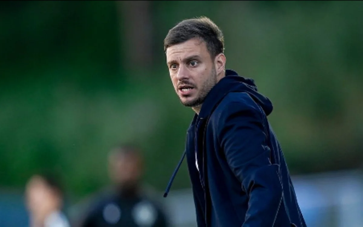 Martín Anselmi chega ao Botafogo com contrato até o fim da temporada de 2027.