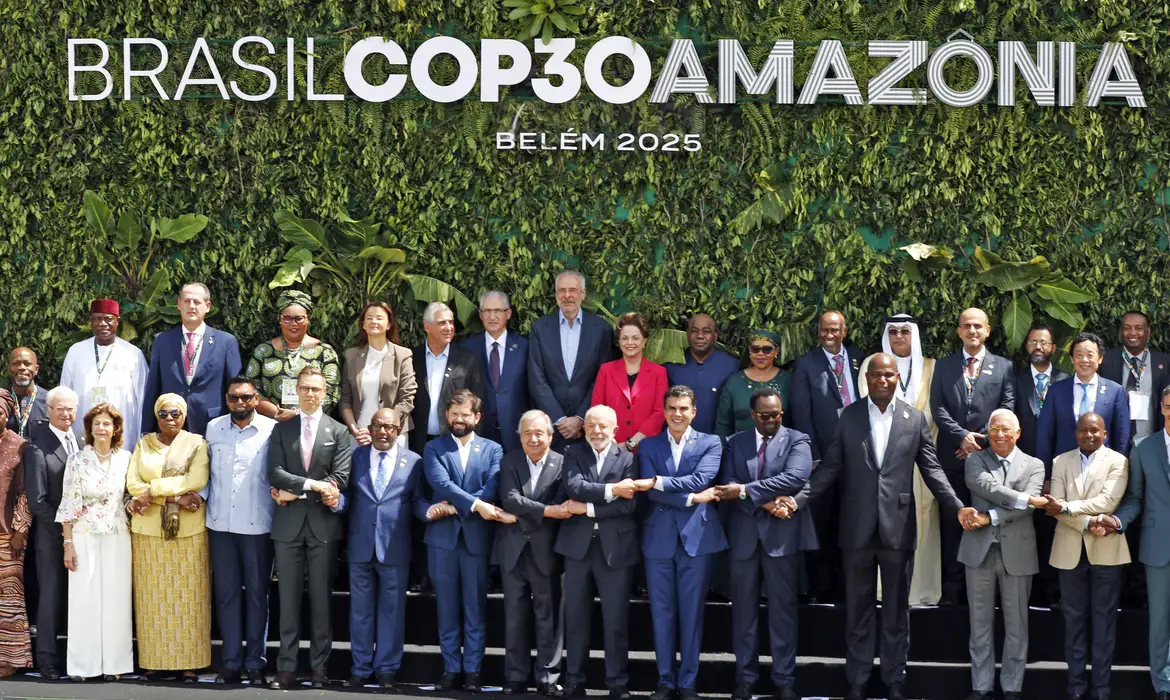 Lula junto com líderes da Alemanha, Portugal e Moçambique