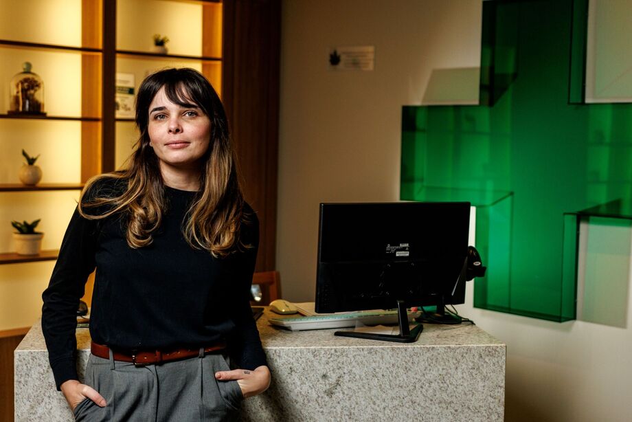 Michele Farran é empresária e fundadora da Cannabis Company, primeira farmácia do Brasil exclusiva para cannabis medicinal e com produtos à pronta-entrega