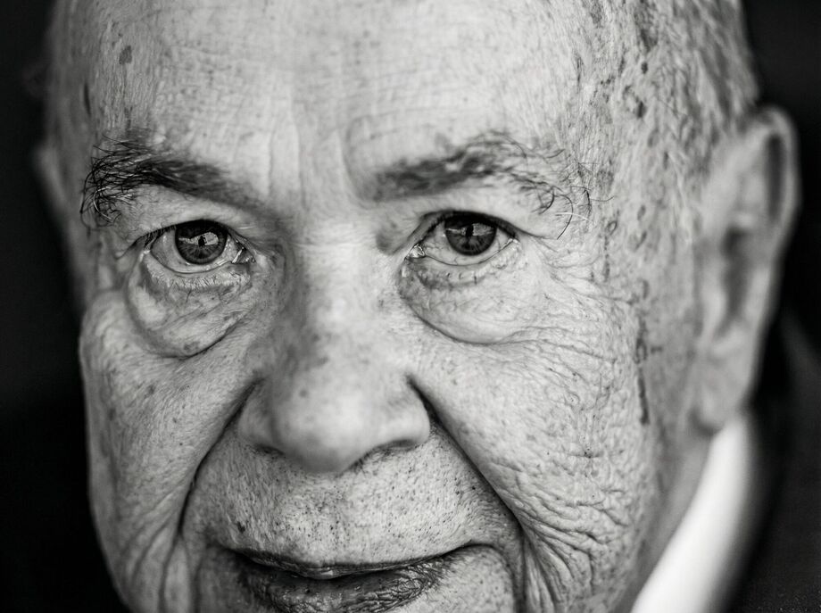 Morreu aos 89 anos, em Campo Grande, Ernesto Pereira Borges Filho, um dos nomes que ajudaram a estruturar a advocacia em Mato Grosso do Sul.