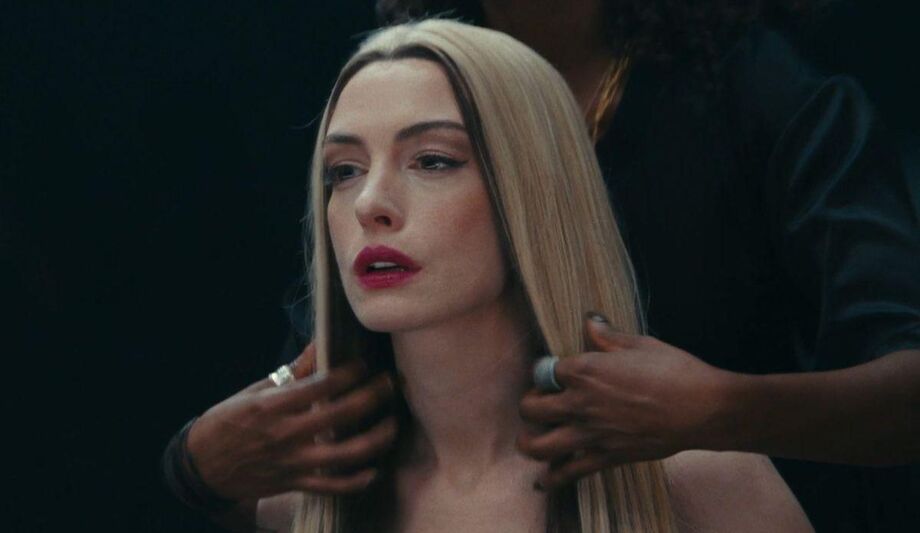 Anne Hathaway interpreta diva pop em crise no suspense musical Mother Mary, da A24.