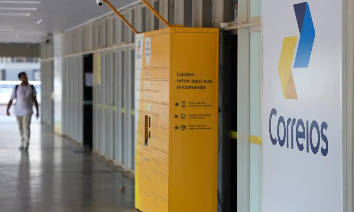 TST considera legal greve dos Correios e garante reajuste salarial de 5,10% à categoria.