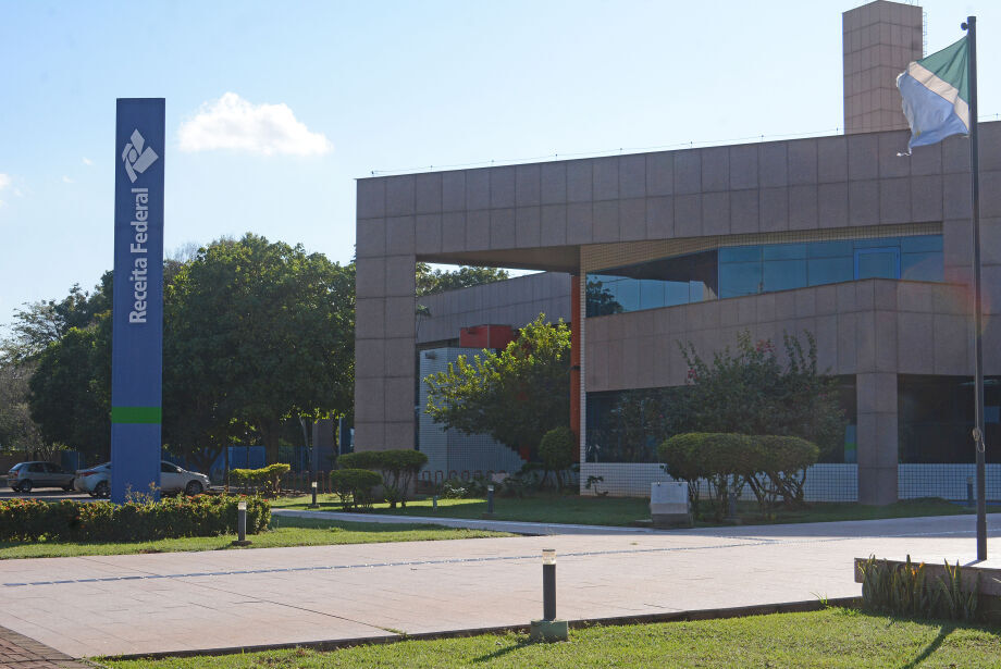 Mais de 4,4 mil contribuintes de Mato Grosso do Sul recebem nesta terça-feira (30) o lote residual de dezembro da restituição do Imposto de Renda, que soma quase R$ 10 milhões no Estado.