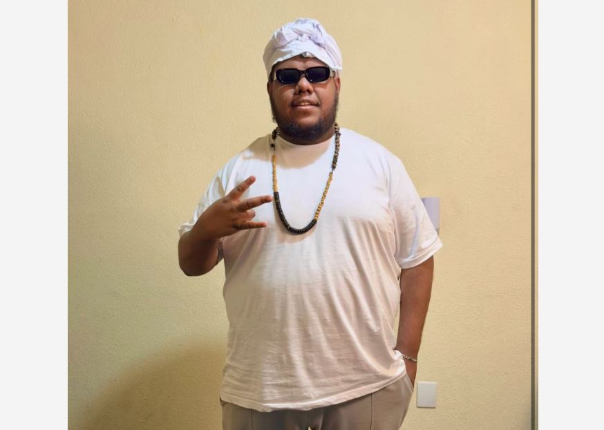 Decisão da 3ª Vara Criminal de São Bernardo do Campo condena o comediante Guilherme Teixeira Lima por injúria racial após ofensas em live nas redes sociais.