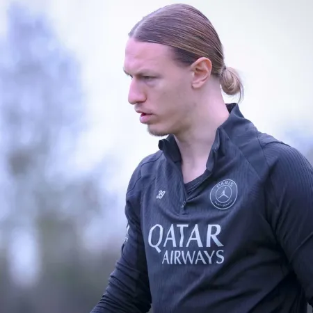 Safonov, goleiro do PSG