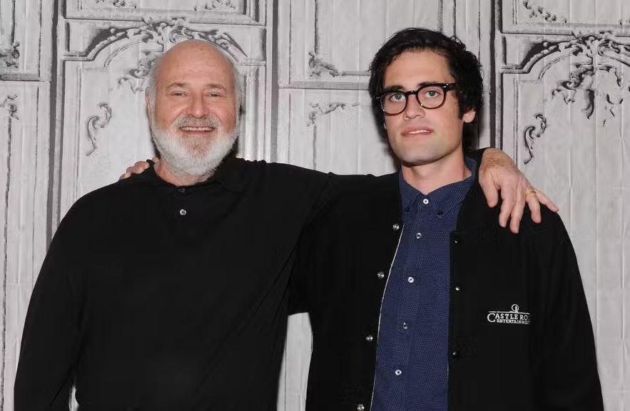 Rob Reiner e o filho Nick Reiner em 2016.