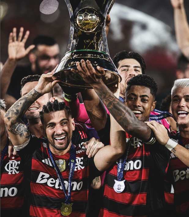 Arrascaeta lidera os premiados do Brasileirão 2025 durante cerimônia da CBF