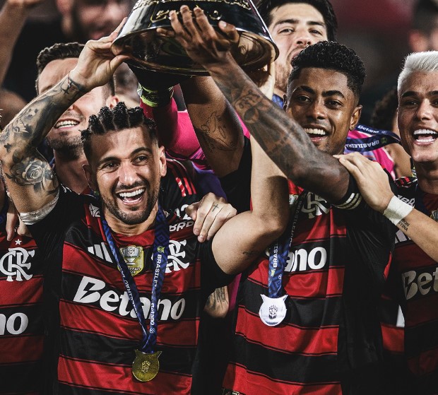 Arrascaeta foi eleito o Rei da América após temporada decisiva pelo Flamengo