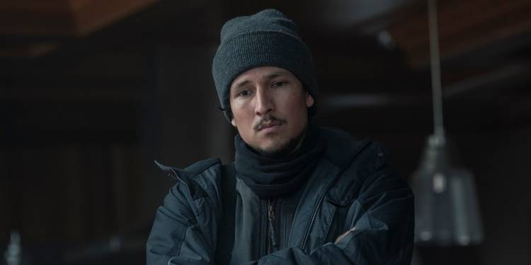 Danny Ramirez deixa o elenco de The Last of Us, mas o personagem Manny continuará na próxima temporada.