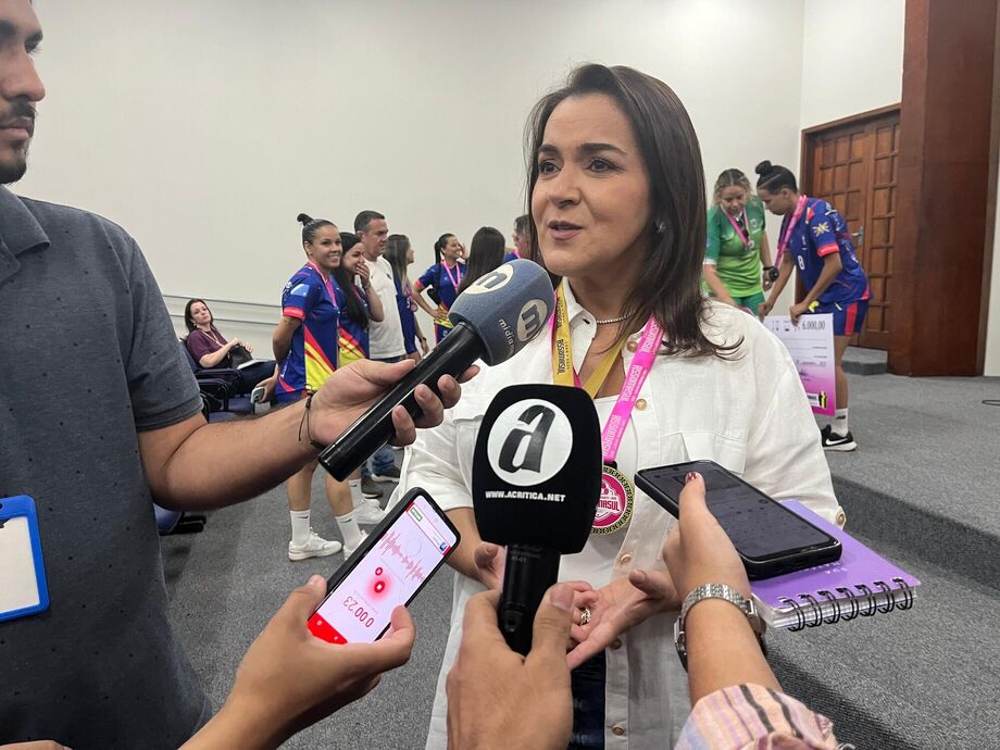 Adriane diz que priorizou salários durante crise e retoma obras com plano fiscal já aprovado para Campo Grande.