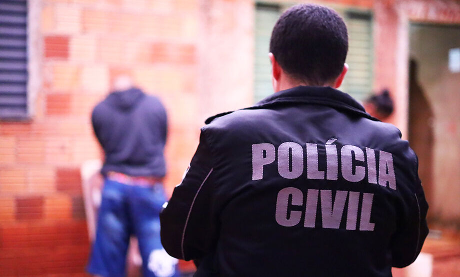 Polícia Civil cumpriu 52 mandados de prisão em Mato Grosso do Sul durante novembro, com apoio de análises de inteligência.