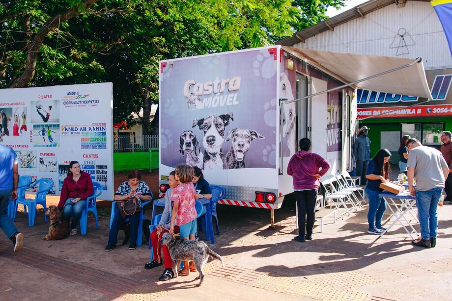 Castramóvel oferece serviços gratuitos de saúde animal neste sábado no Bosque dos Ipês, em Campo Grande.