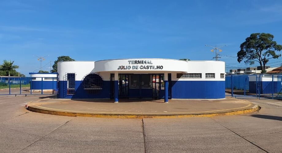 Ônibus permanecem parados em Campo Grande no terceiro dia de greve dos motoristas do Consórcio Guaicurus