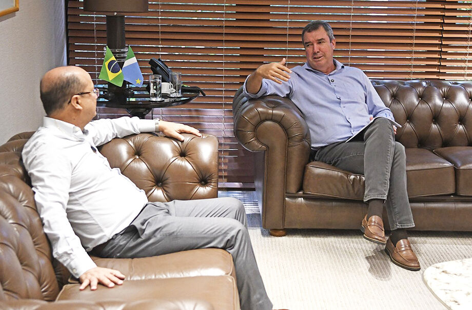 Riedel volta aos trabalhos e se reune com o Barbosinha